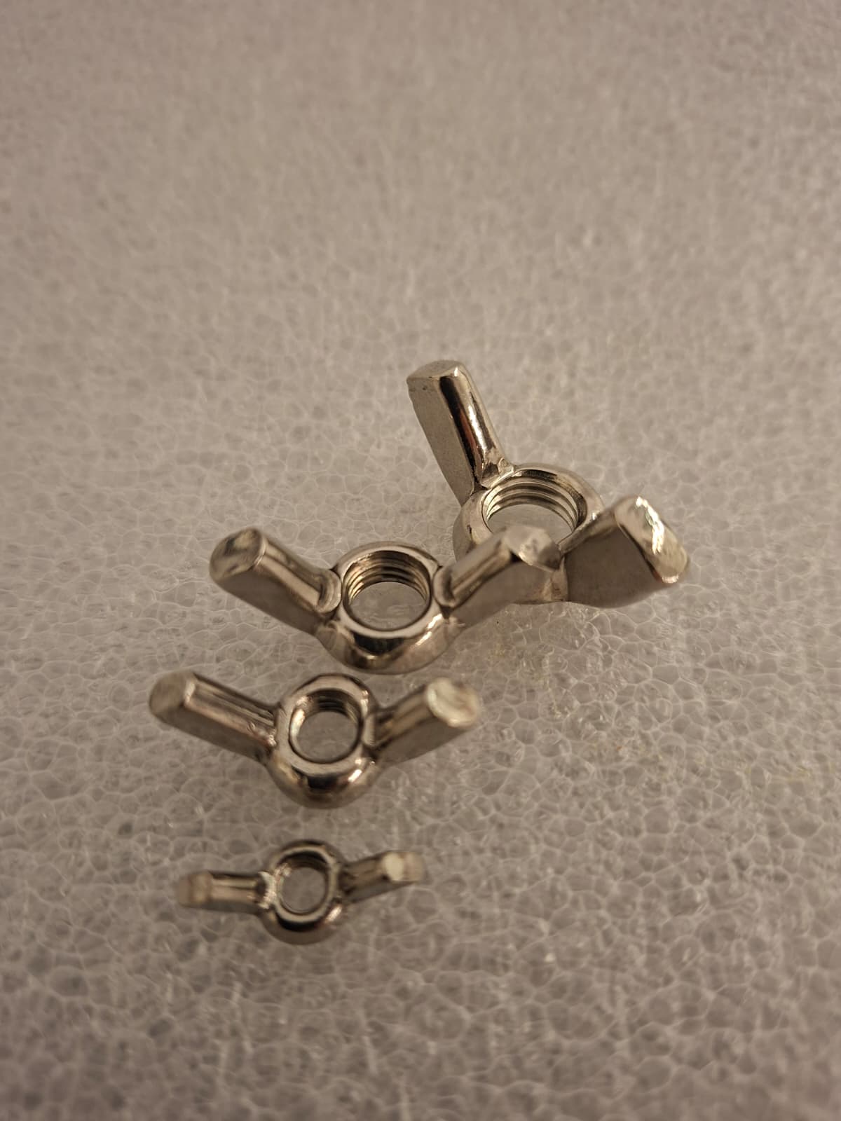 Flügelmuttern nach DIN 315 A4