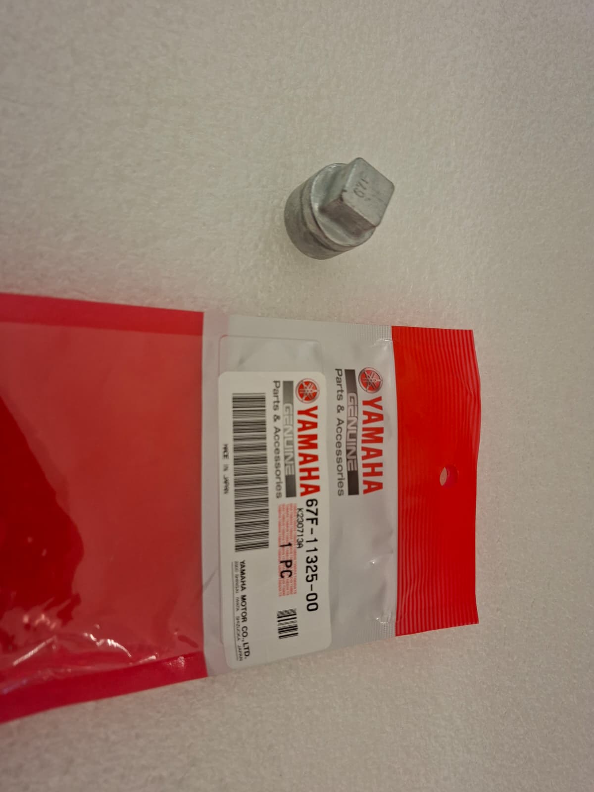 Yamaha Anode Bracket  11325