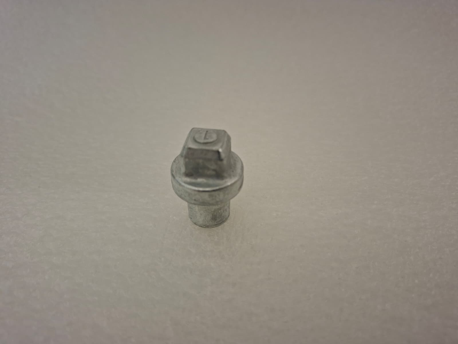 Yamaha Anode Bracket  11325