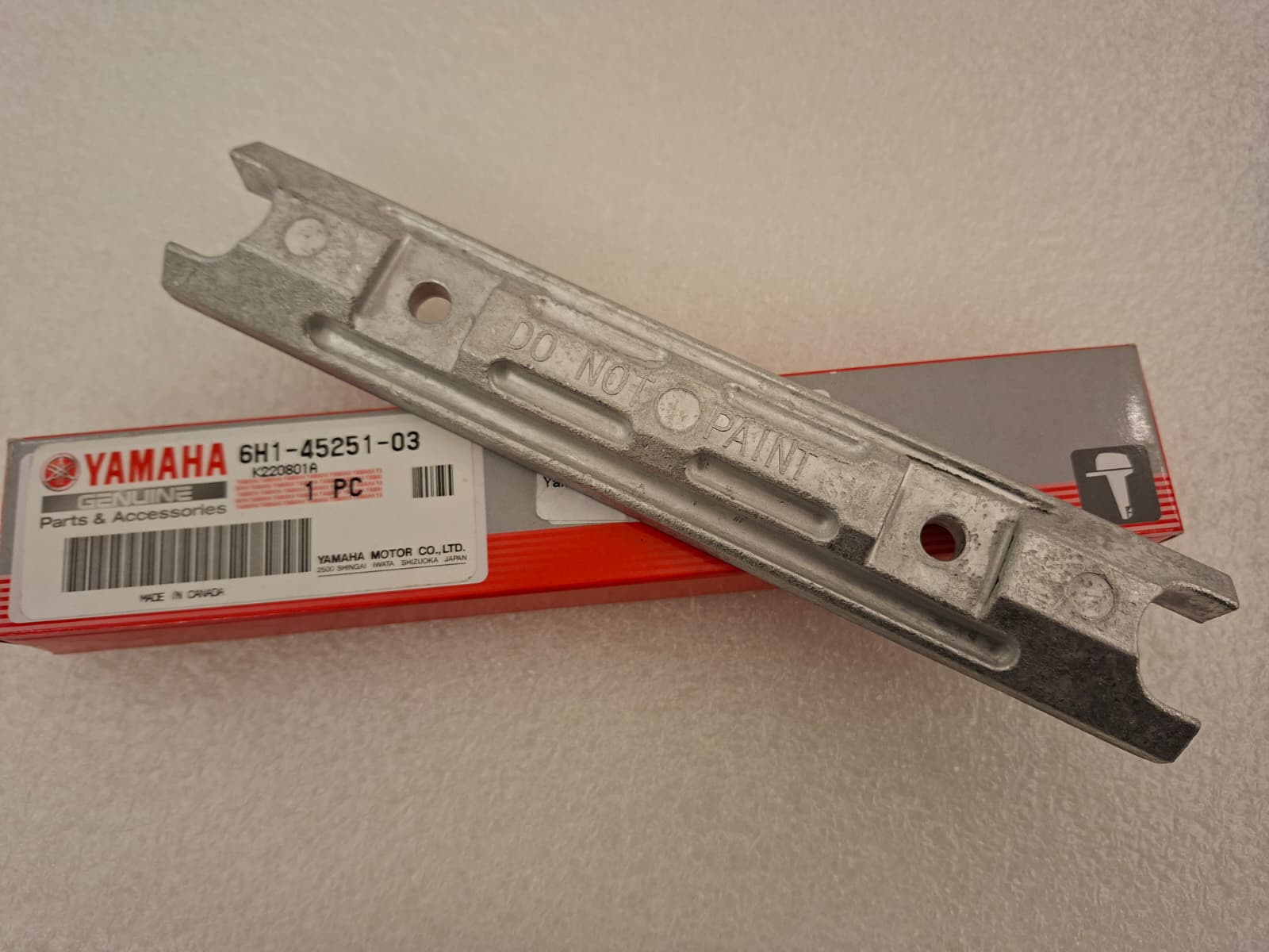 Yamaha Anode Bracket 45251